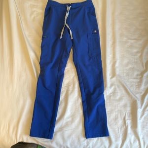 Figs yola scrub pants in denim xxs regular